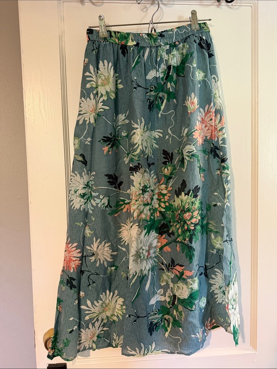 H&M Dresses & Skirts - H&M Teal Floral Maxi Skirt with Pink & White Blooms